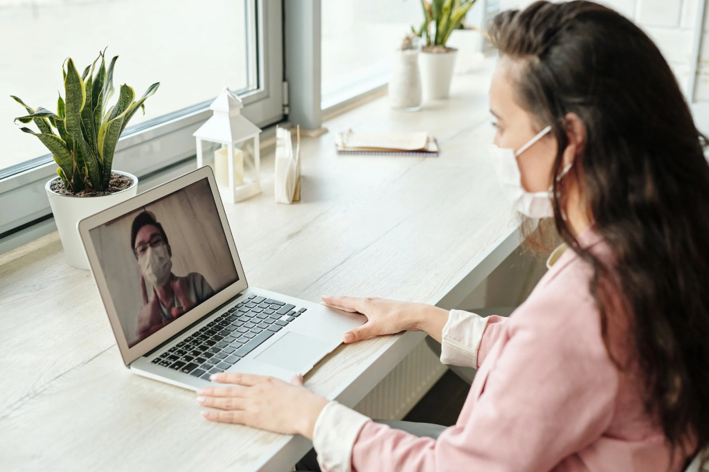 A virtual date with recruiters